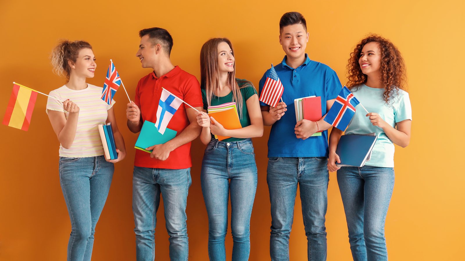 Bambini al corso di inglese per la certificazione linguistica
